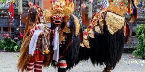 UBUD BALI A : Barong Dance, Tegenungan, Rice Terrace & Kintamani